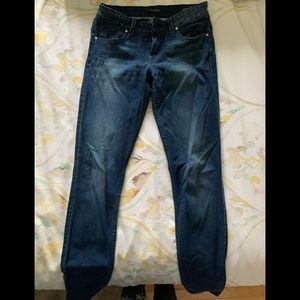 Women’s Guess skinny jeans